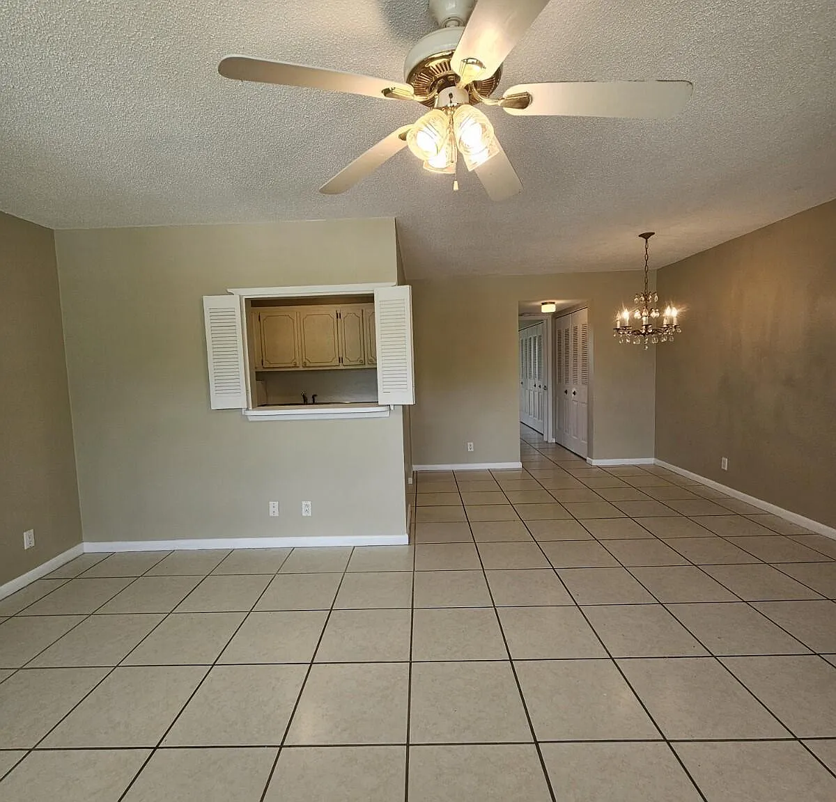 1 bed, 1.5 bath, 646 sqft, $1,350 — Photo 1
