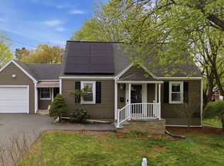 14 Lexington St, Franklin, MA 02038