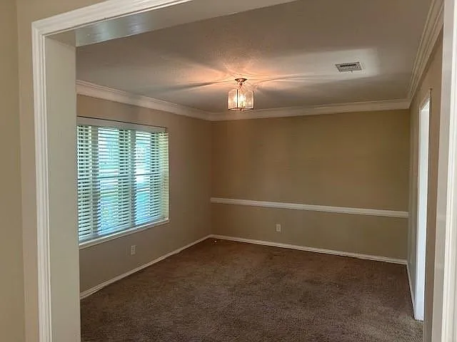 18015 Heaton Dr — Photo 38
