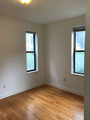 Rented by Flatiron Real Estate Advisors LLC | media 26