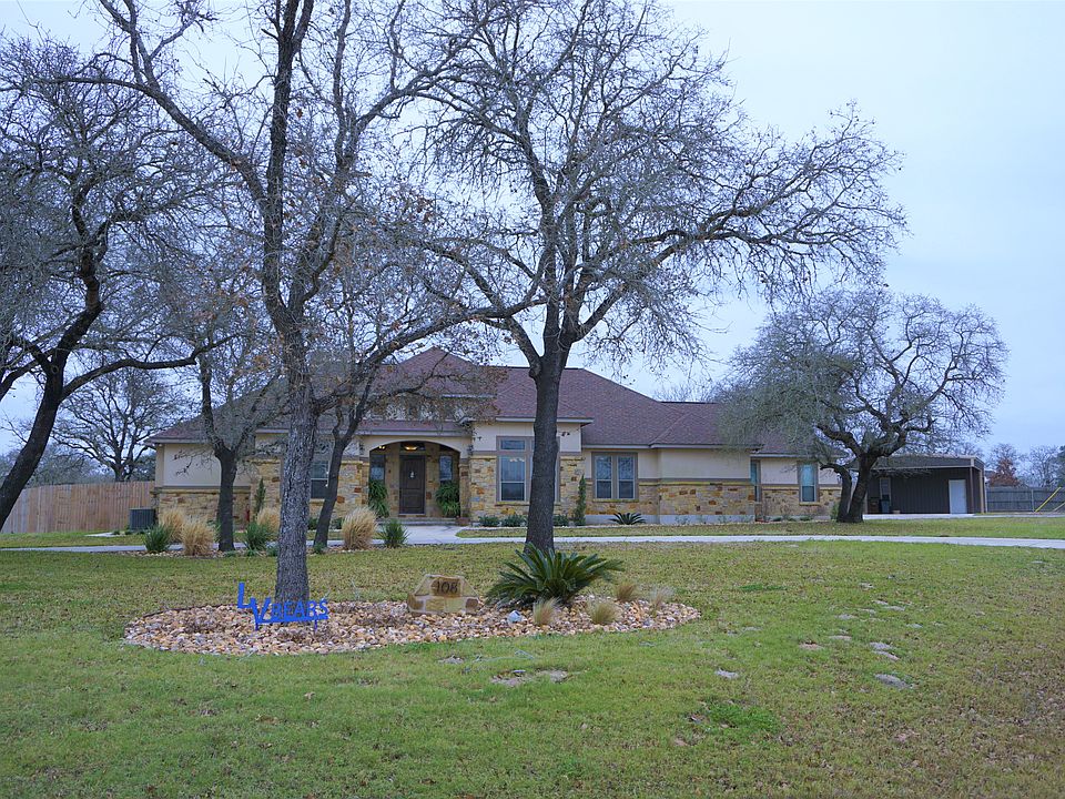 1st image of 108 Copper Creek Dr