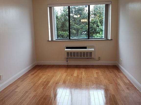 2nd image of 119-40 Metropolitan Ave #2