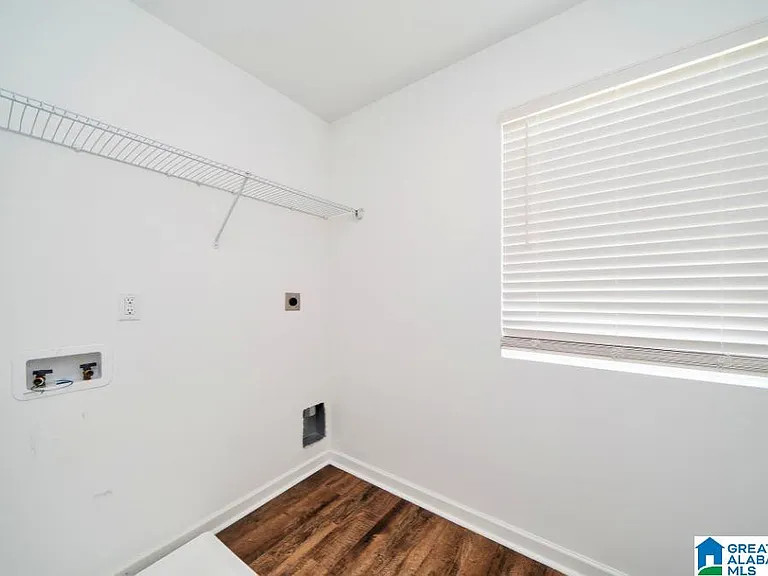 211 Driftwood Ln — Photo 18