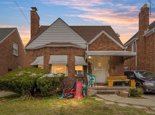 9222 Hartwell St, Detroit, MI 48228