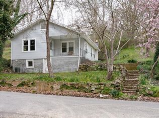 33 Hemphill Rd, Asheville, NC 28803