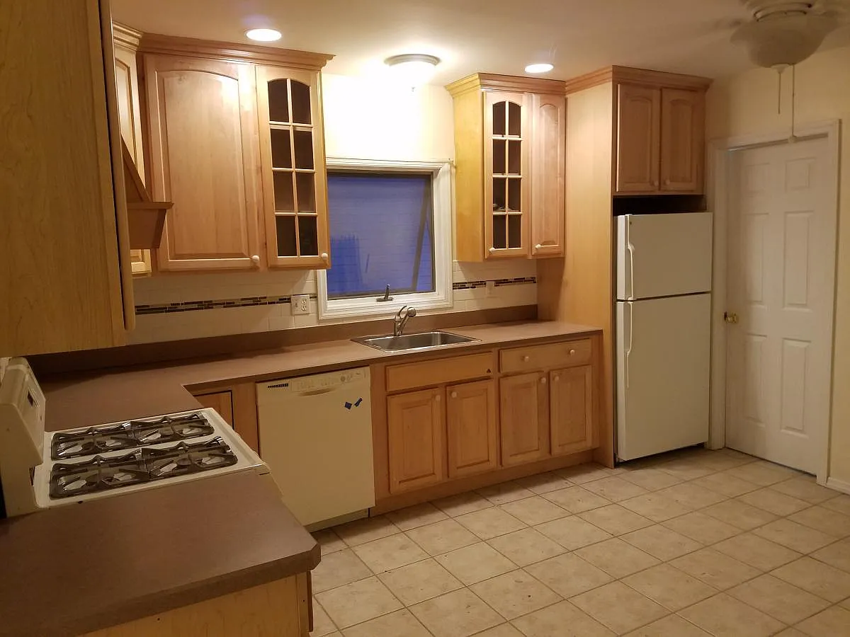189 Chestnut Street — Photo 2