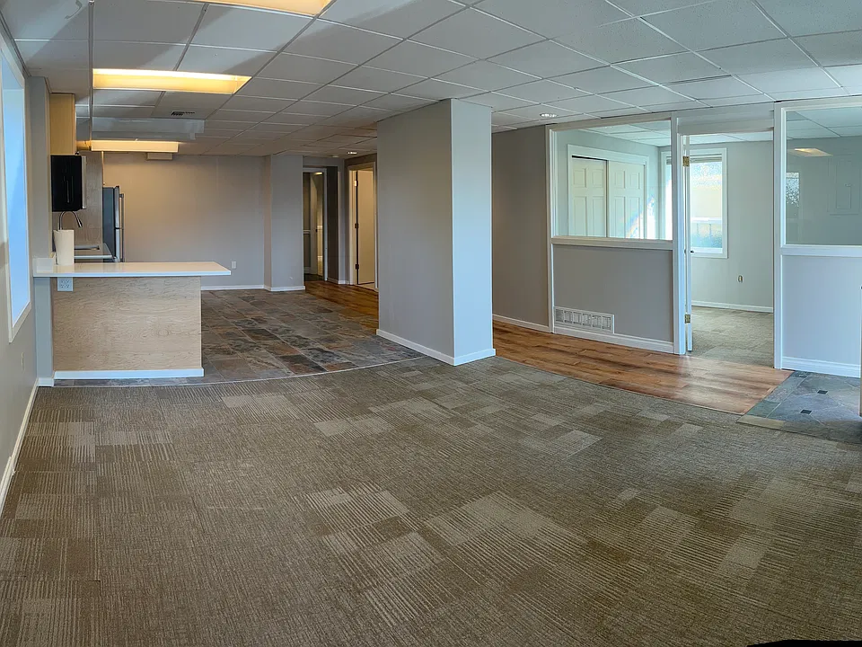 2510 Fairview Ave E #100