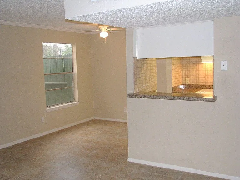 8277 Kingsbrook Rd #153 — Photo 5