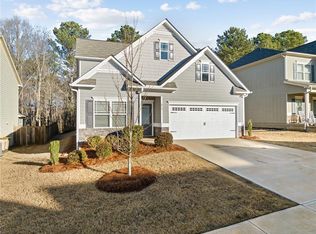 670 Country Ridge Dr, Hoschton, GA 30548
