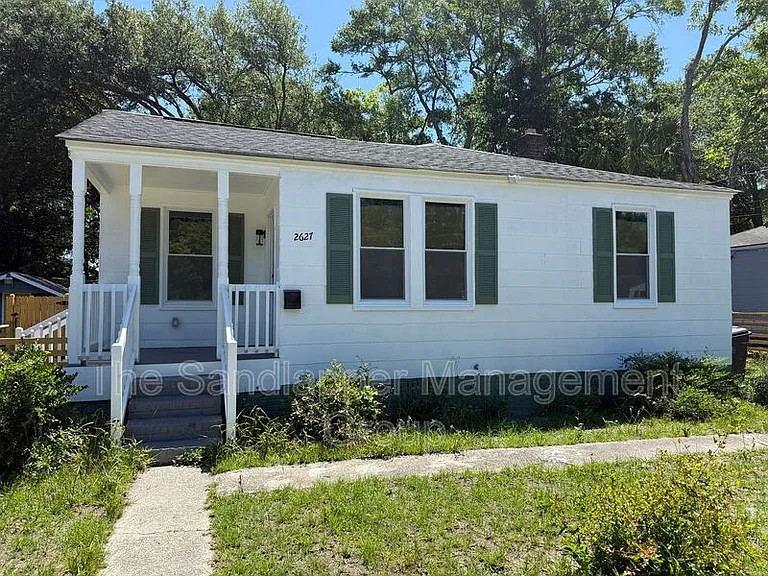 2627 Madden Dr — Photo 2