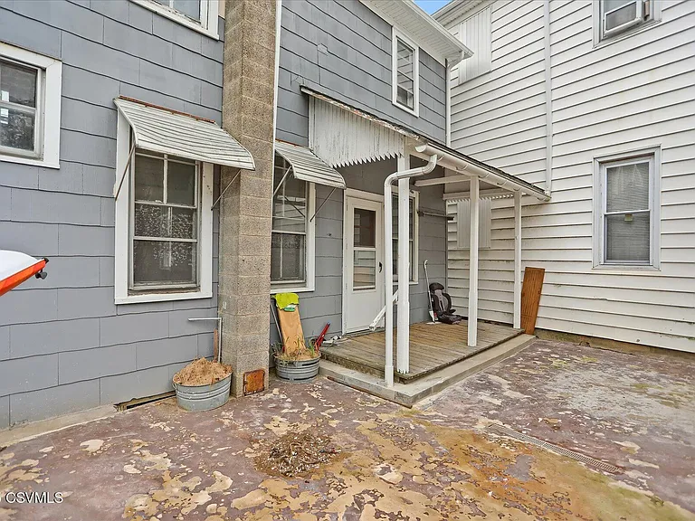 114 S 5th St — Photo 24