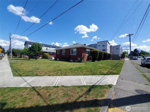 7001 7003 S D Street, Tacoma, WA 98408