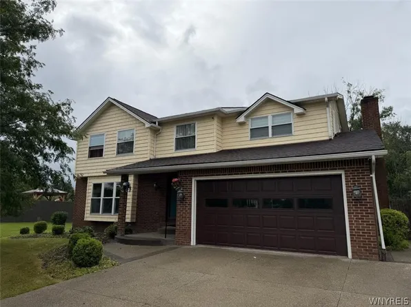 12 Brookedge Rd, Depew, NY 14043