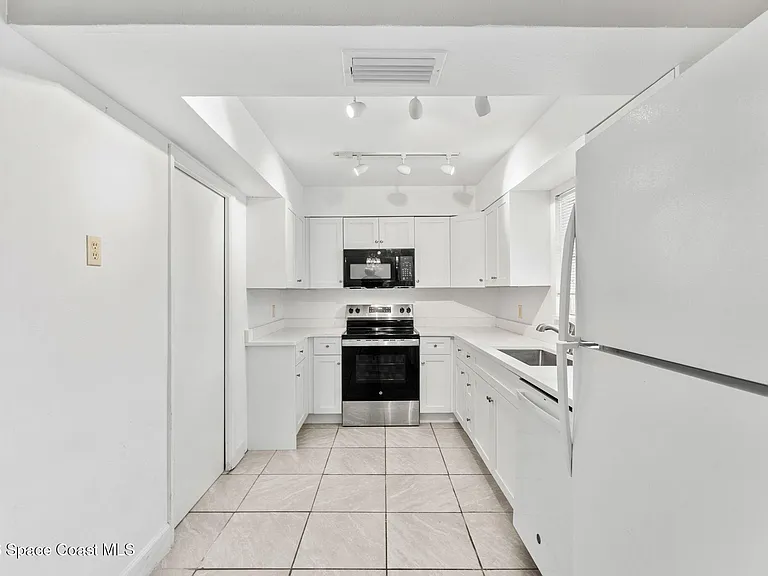 759 Mohawk Ave — Photo 9