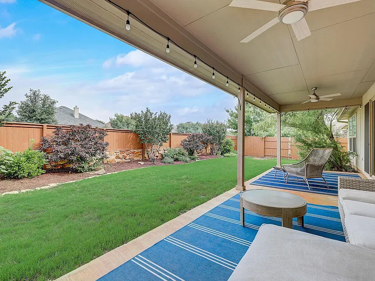 205 Cortona Ln — Photo 17
