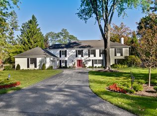 966 Maplewood Rd, Lake Forest, IL 60045