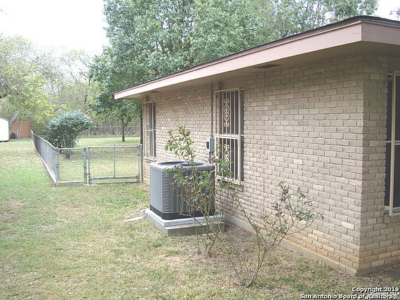 4th image of 4414 Irene Dr