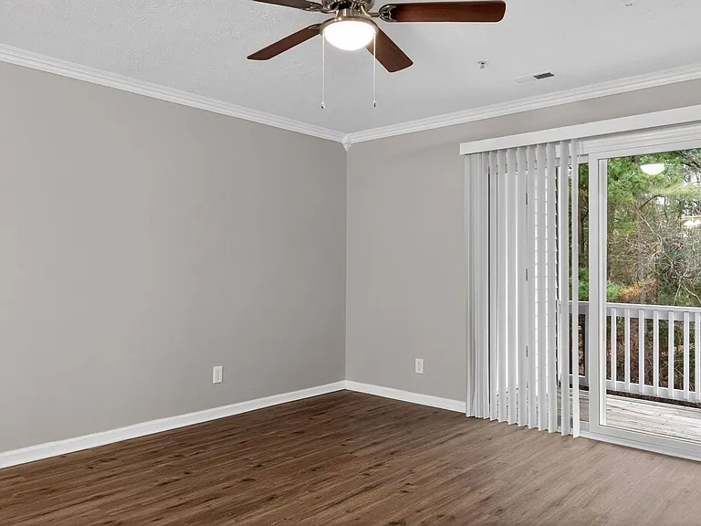 295 Warton Ln #8 — Photo 7