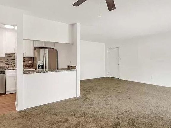 4th image of 204 Cork Ln APT T1