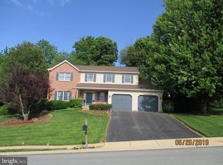 3125 Wheatlyn Rd, York, PA 17402