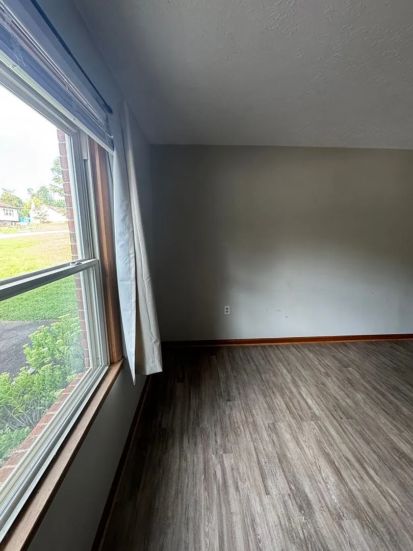 4774 Mayfield Dr #1-4 — Photo 4