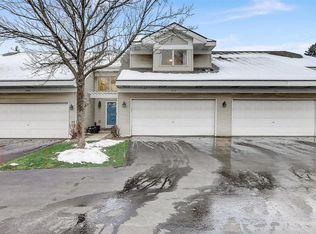 2910 Old Highway 8, Saint Anthony, MN 55418