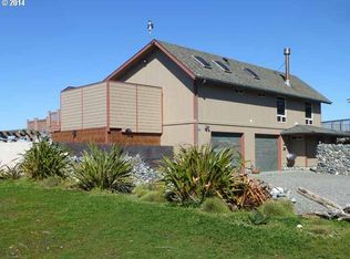 30535 Sandy Dr, Gold Beach, OR