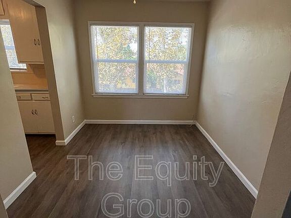 5th image of 267 W Belleview Ave APT 9
