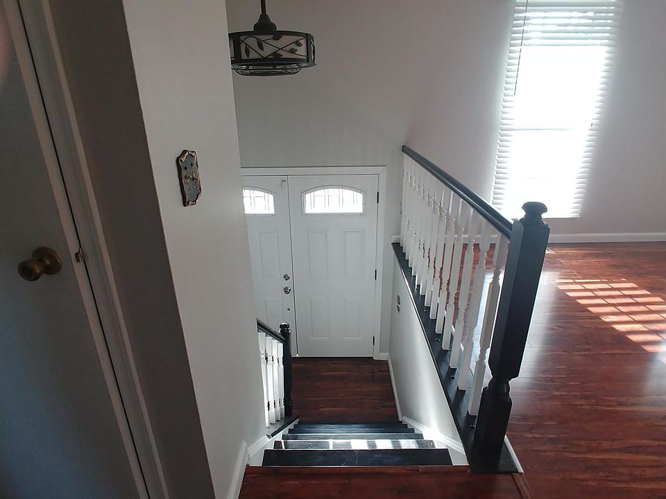 1st image of 7668 Topridge Dr
