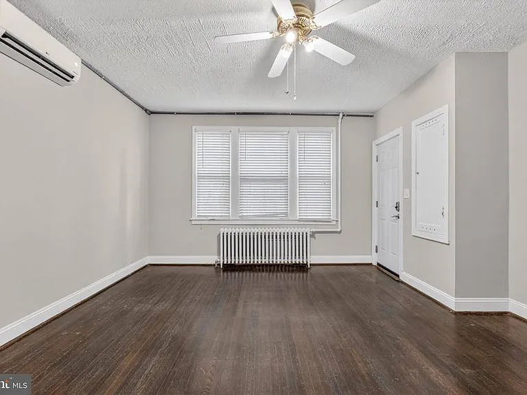 46 Quincy Pl NE #1 — Photo 3