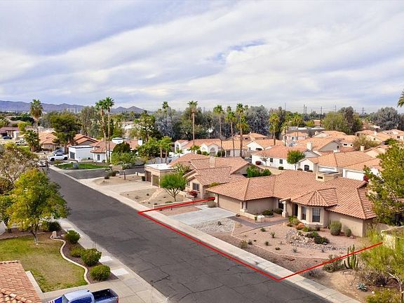 5th image of 1024 E Vinedo Ln
