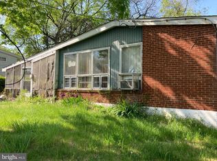 6407 Hawthorne St, Landover, MD 20785