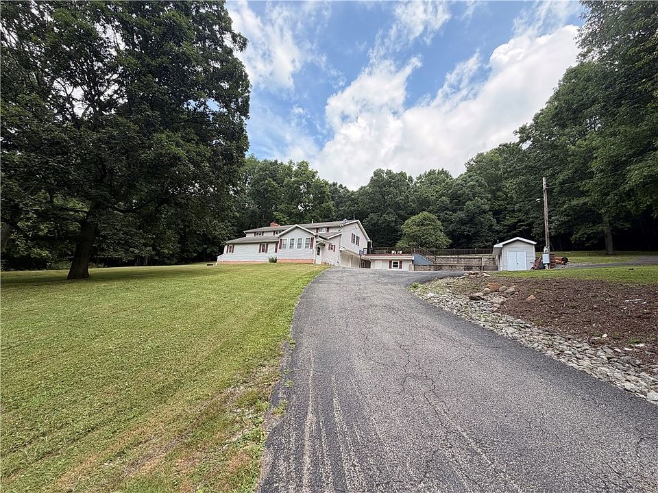 1st image of 526 E River Rd