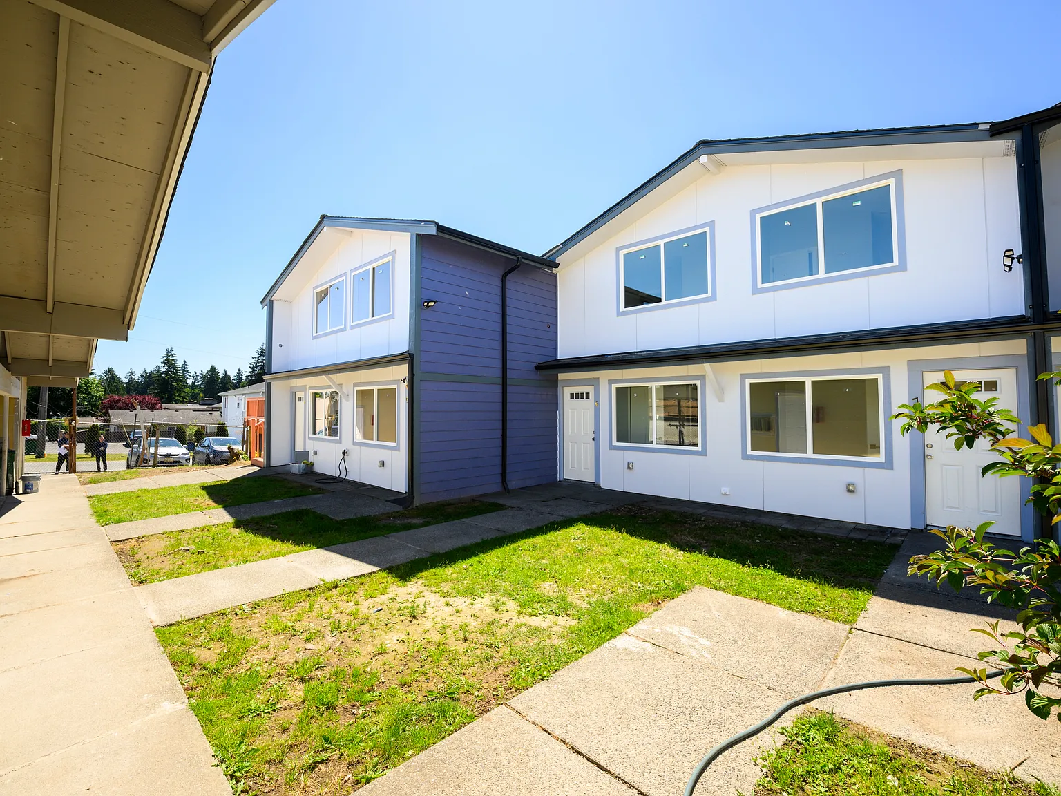 3 bed, 920 sqft, $2,500 — Photo 2