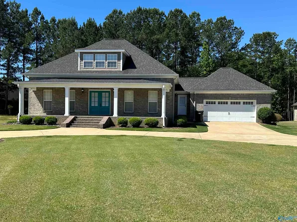 1827 Hannah St, Southside, AL 35907
