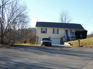 224 Briscoe Cir, Bristol, TN 37620