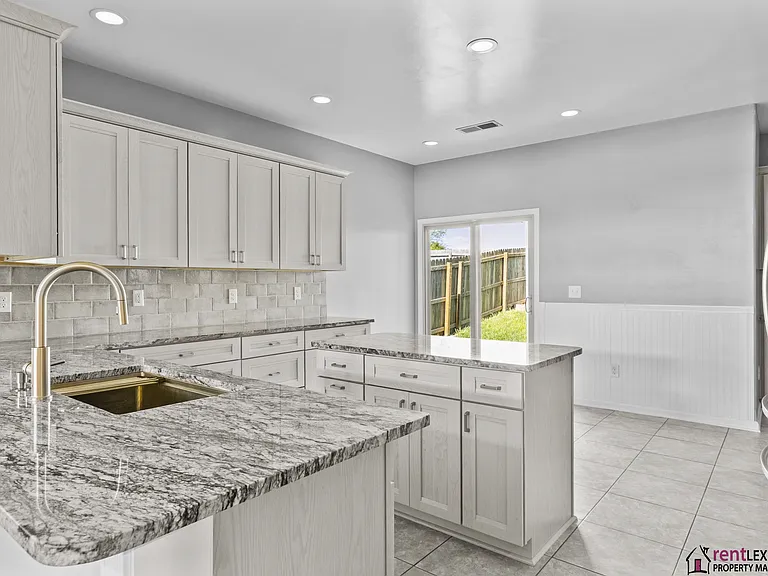 111 High Hope Ln — Photo 13