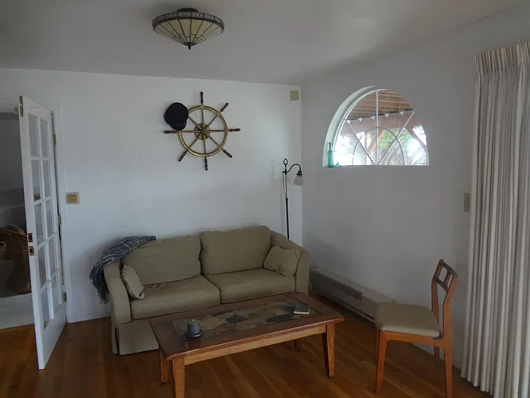 501A Buena Vista St — Photo 3