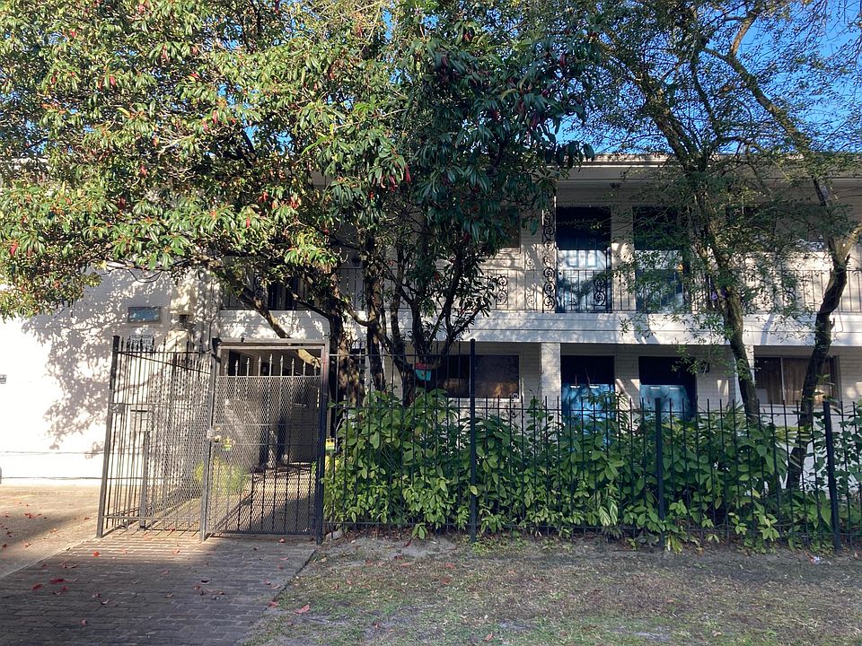 1st image of 1901 Prytania St APT 12