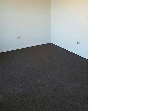 4th image of 11102 S Vernon Ave