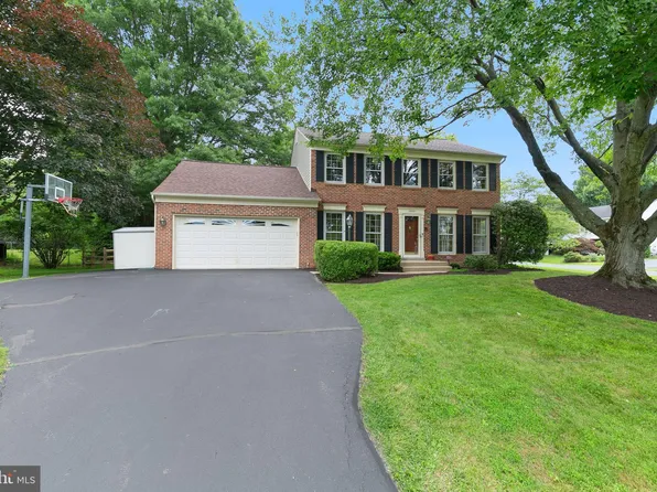 16901 Continental Ct, Olney, MD 20832