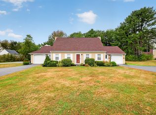 8 Landing Dr #8, Kennebunk, ME 04043