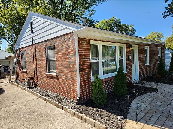 4th image of 11014 Saint Ambrose Ln