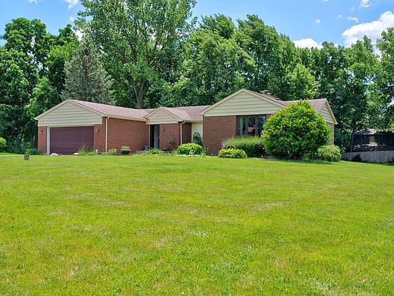 3rd image of 14385 W Sheryl Lynn Dr