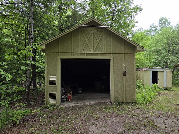 4th image of 1144 Potash Brook Road