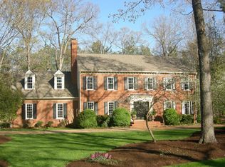 2011 Heathland Dr, Midlothian, VA 23113