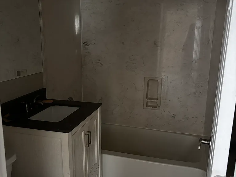 2304 Tyler Ave — Photo 13