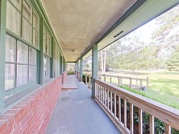 3rd image of 1256 Singletary Rd