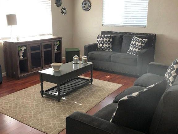 3rd image of 2774 N Dodge Blvd