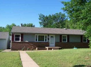 708 E Albany Ave, Ponca City, OK 74601